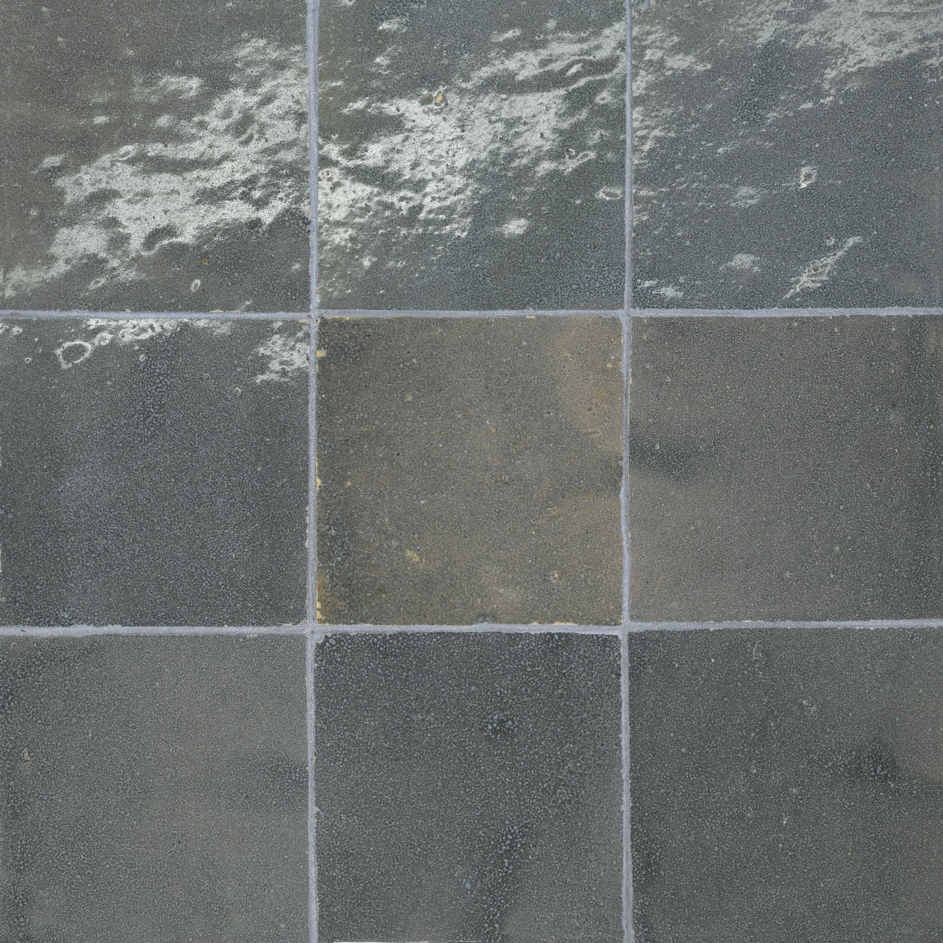 Bedrosians Zagora 4" x 4" Gloss Charcoal